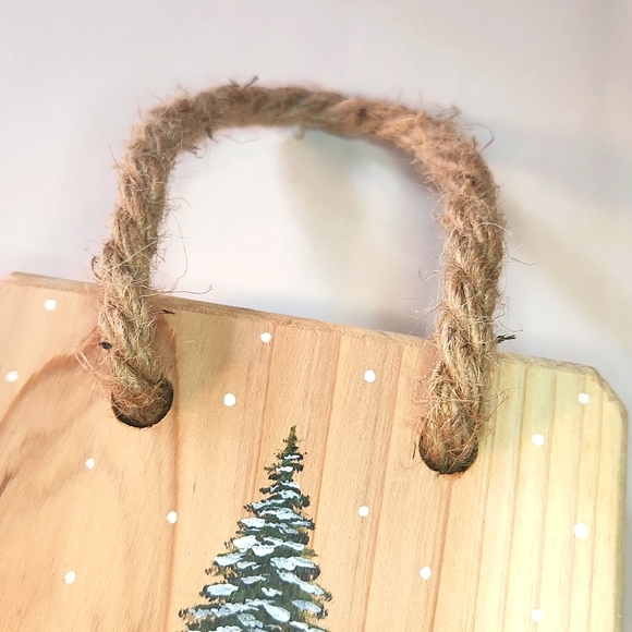 Handpainted Winter/Pine Tree with Snow Decor - Picture 2 of 6